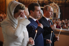Президент РФ на Пасхальном богослужении в храме Христа Спасителя